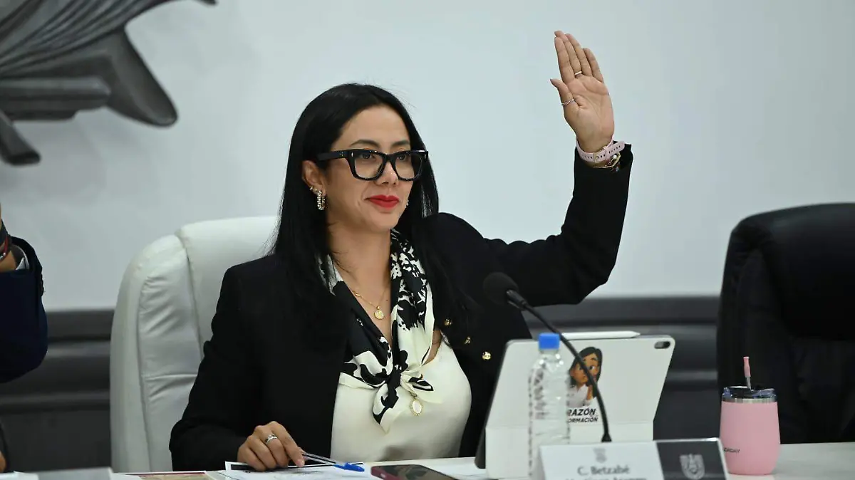 WhatsApp Image 2025-11-13 at 19.43.57 (1)