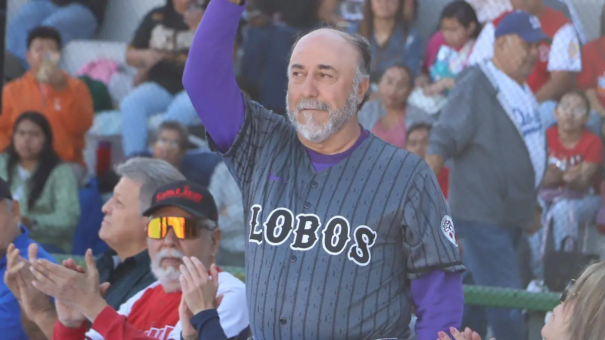 Alejandro Mayorga slowpitchista