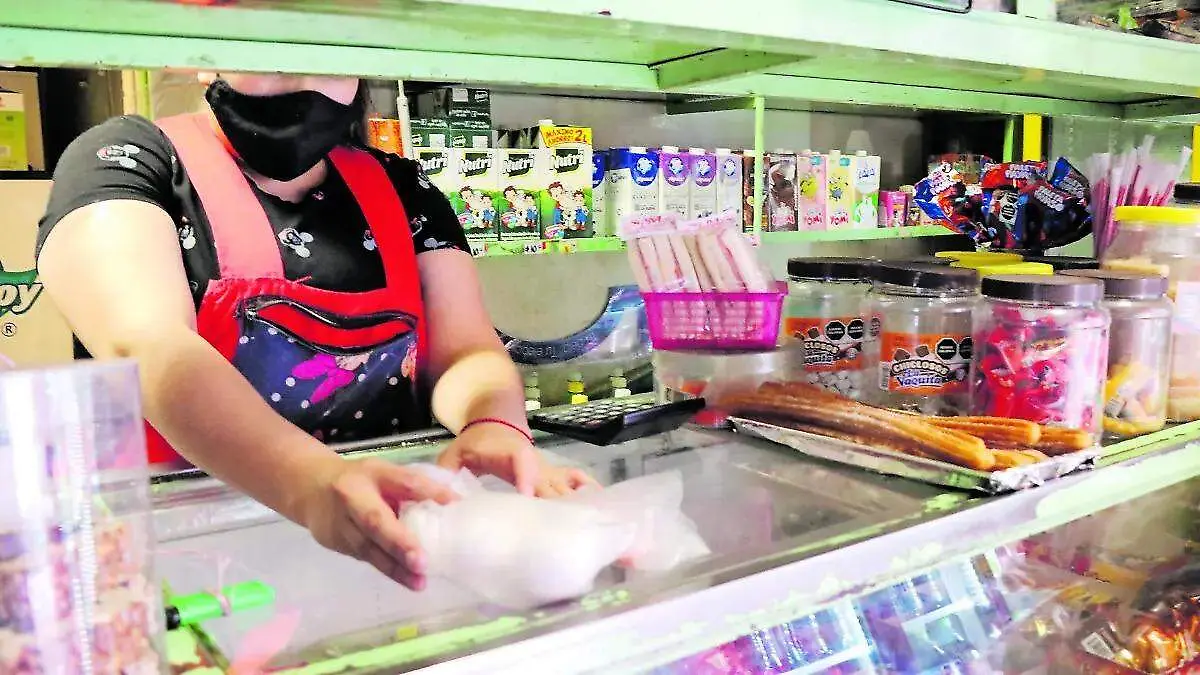 Comerciantes-comercio-tienda-mostrador