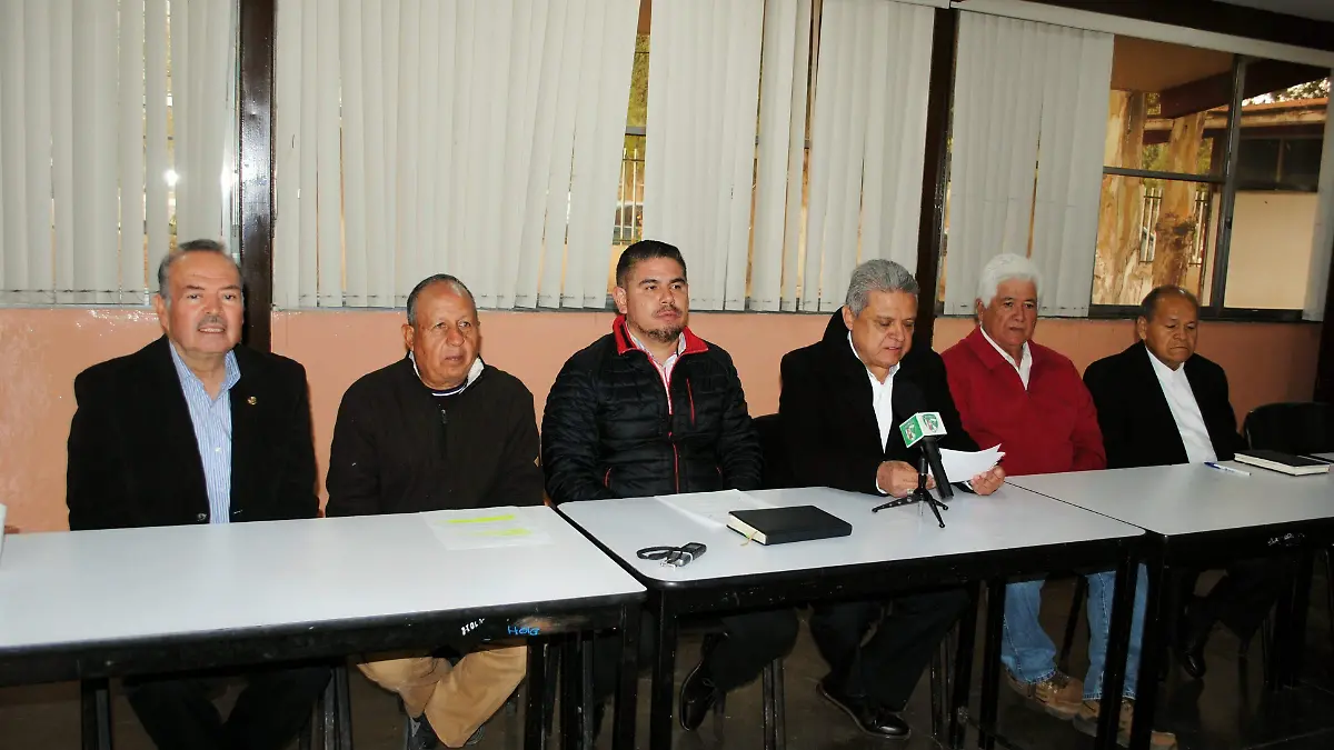 Participantges en rueda de prensa