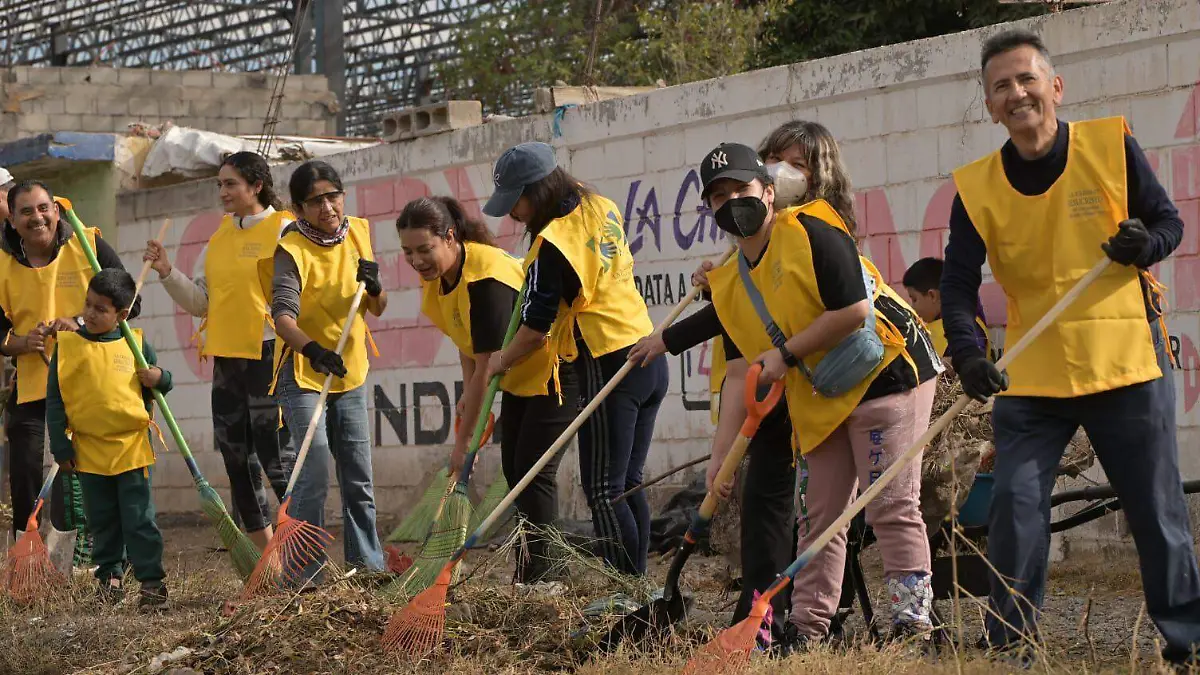 Realizan jornada de limpieza en colonia San Ignacio de Gómez Palacio
