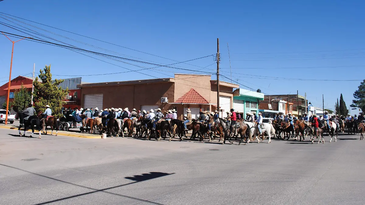 Parte de los 250 cabalgantes