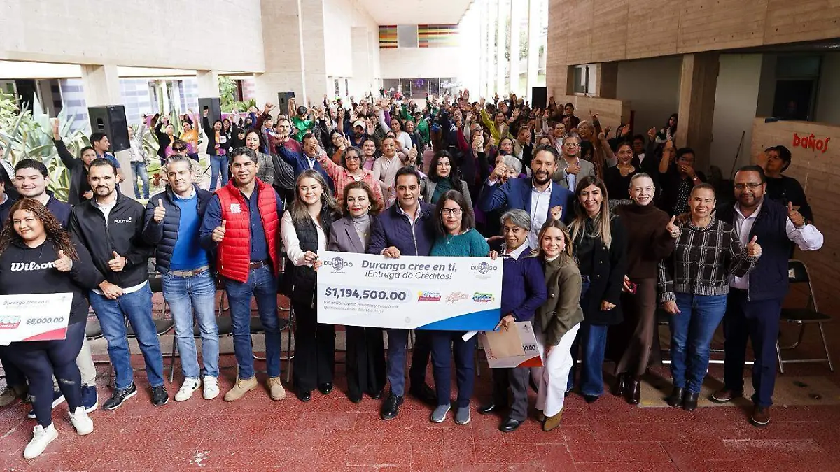 Toño Ochoa impulsa créditos para fortalecer negocios duranguenses