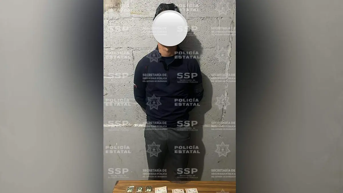 “Caen” dos hombres con cristal en Gómez Palacio