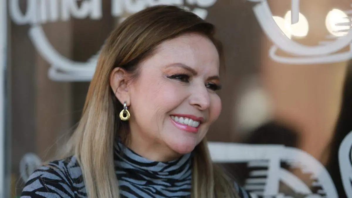  Alma Santillan Noriega