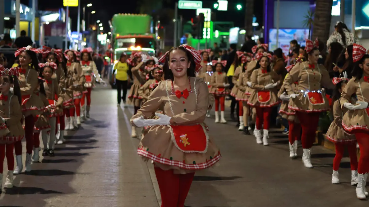 03 Comunicado Desfile 01