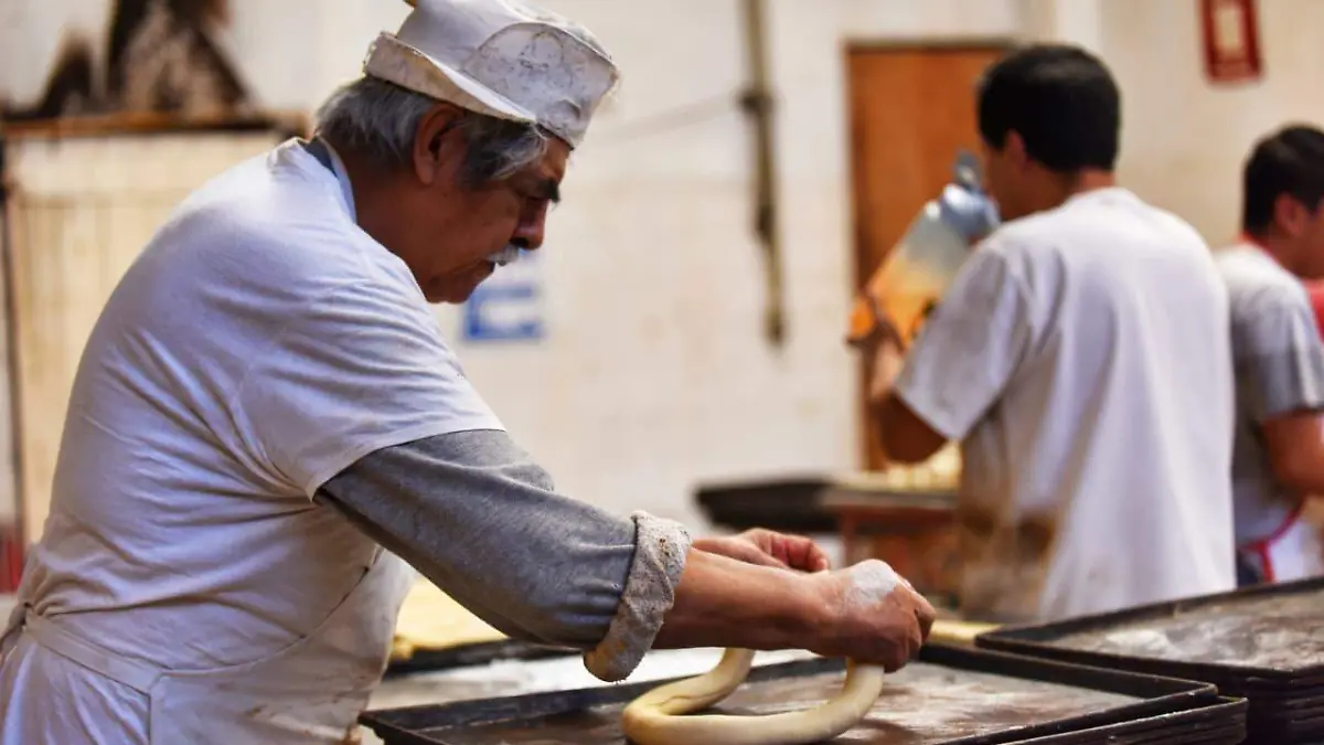Elaboración-de-Rosca-de-Reyes-en-Durango 