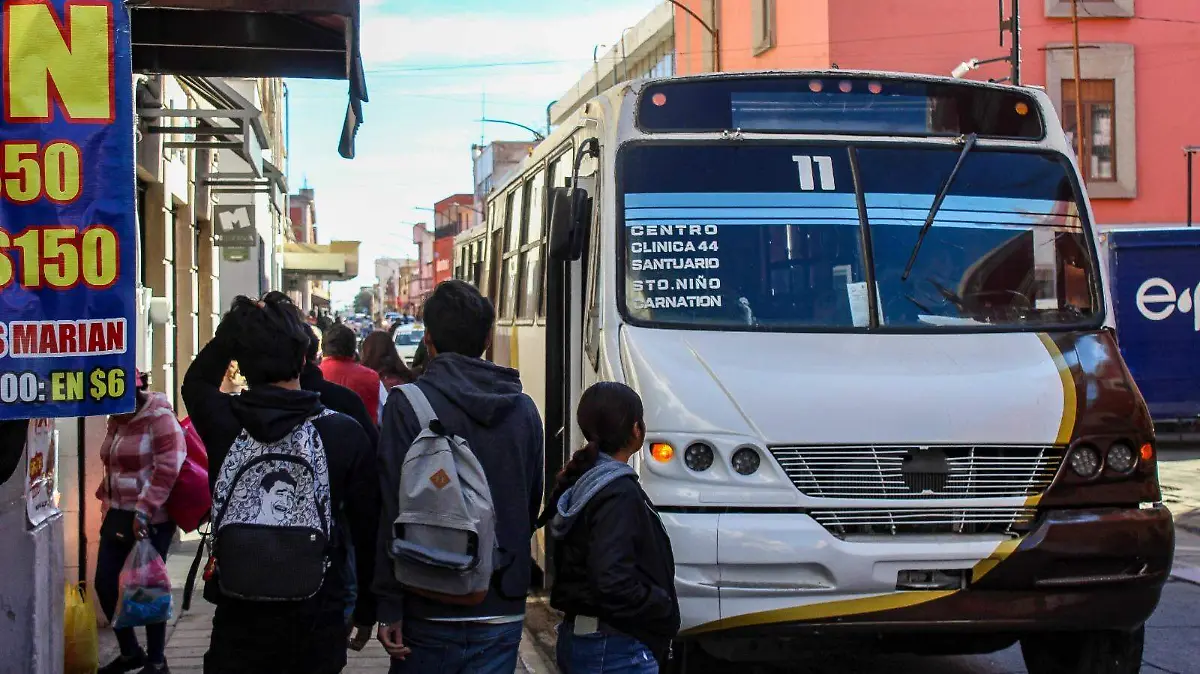 Transporte-autobús-camión-en-Durango
