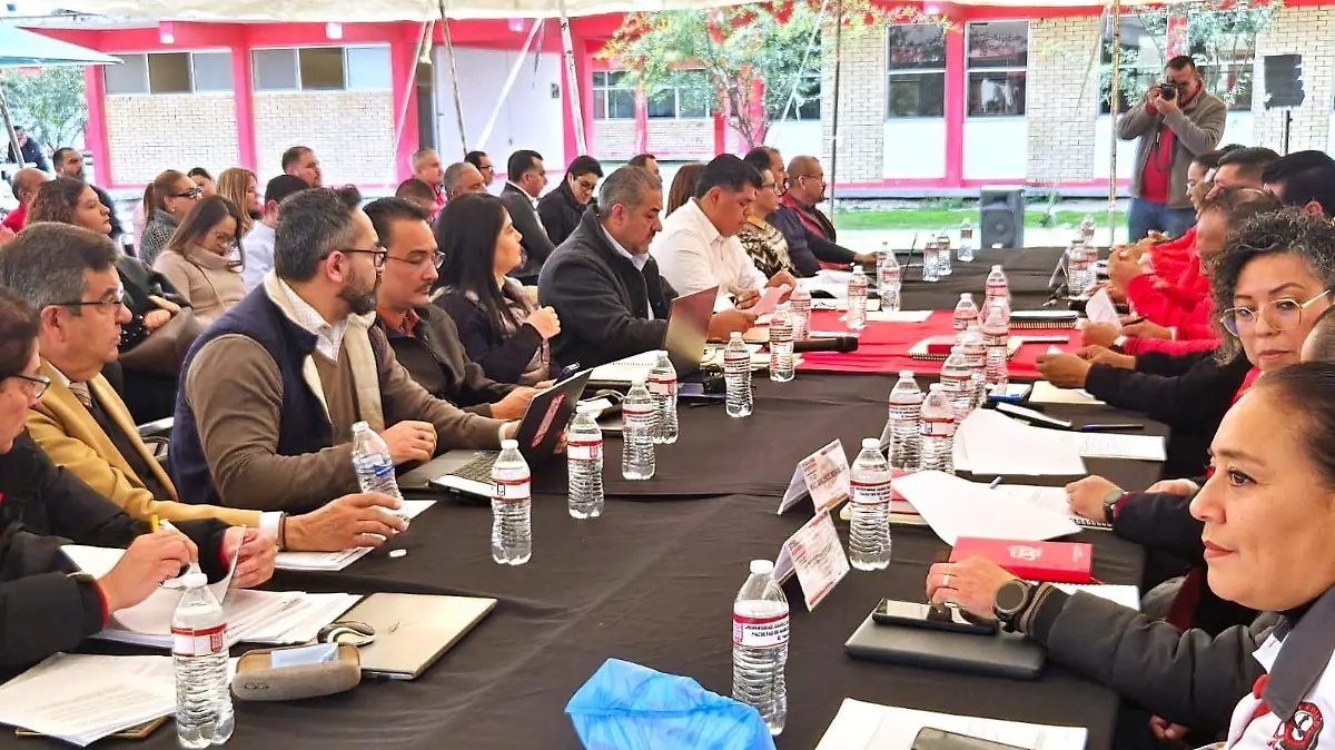 Con diálogo y consenso, la UJED concluye pláticas contractuales con sindicatos