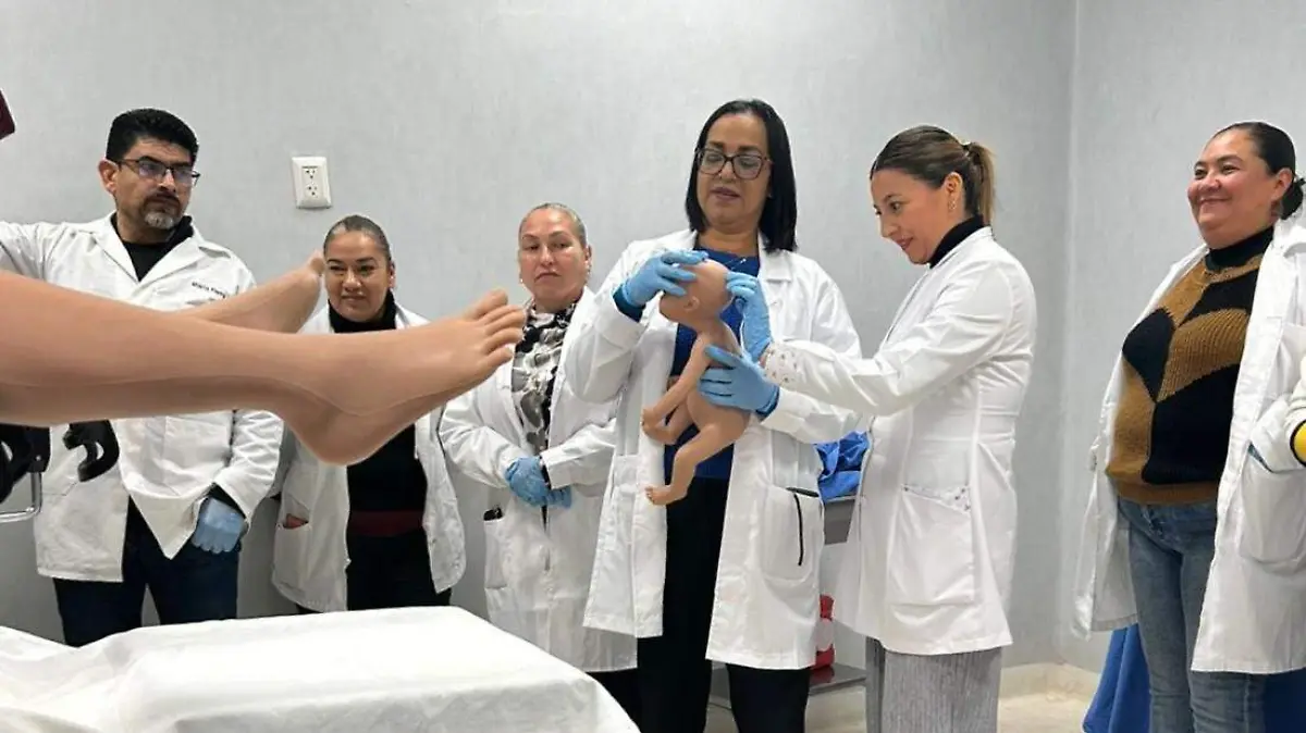 FAEO-UJED fortalece la capacitación docente mediante simulación clínica de alta fidelidad