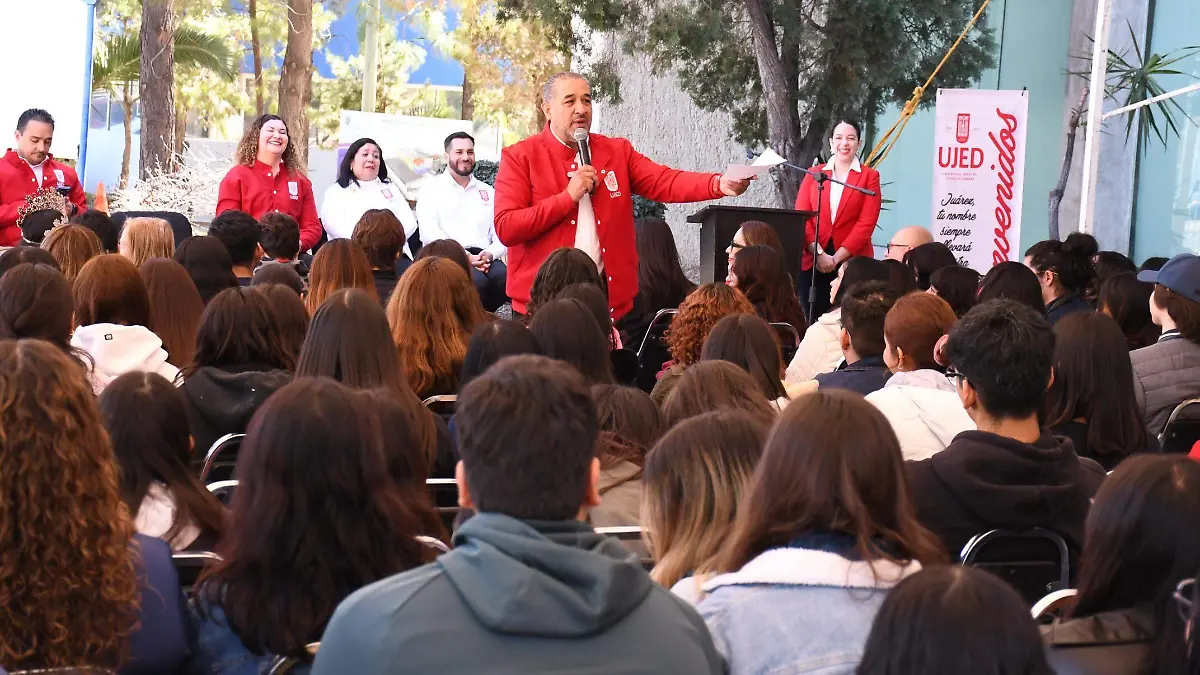 UJED impulsa identidad universitaria y vocación social en la Facultad de Psicología y Terapia de la Comunicación Humana