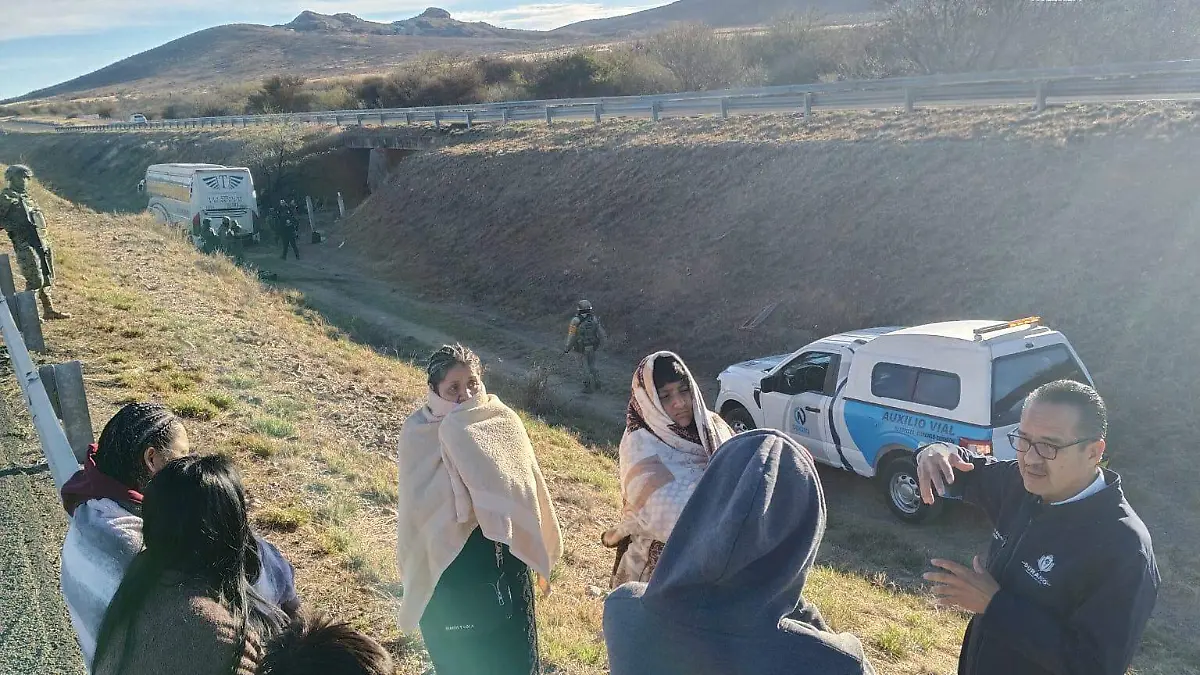 Accidente de autobús con 48 pasajeros 