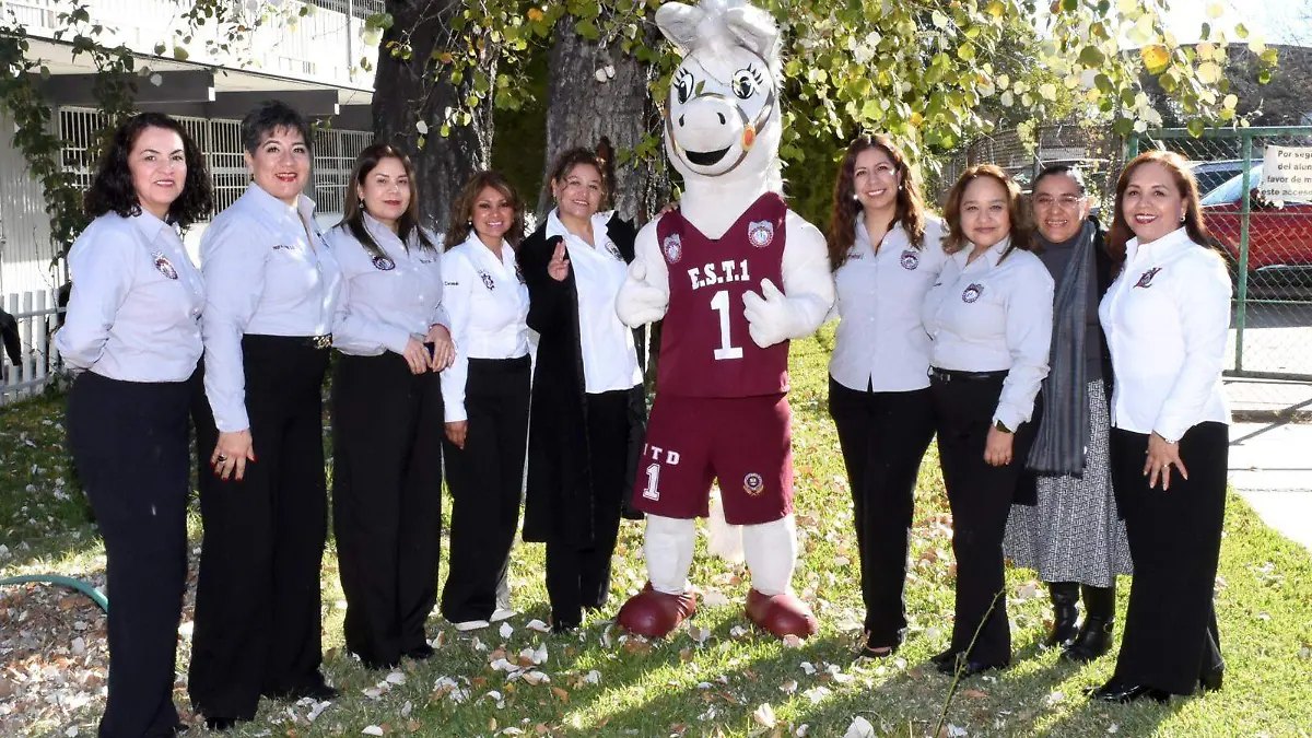 Aquí las docentes de Geografía y Formación Cívica y Ética