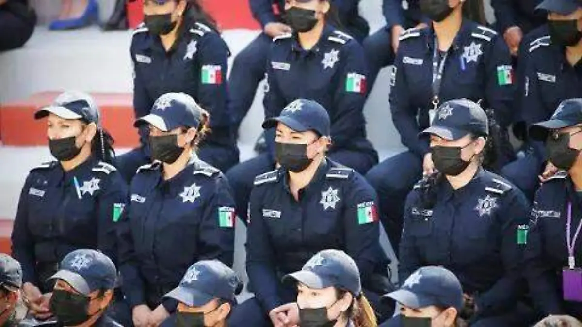 Mujer policía 