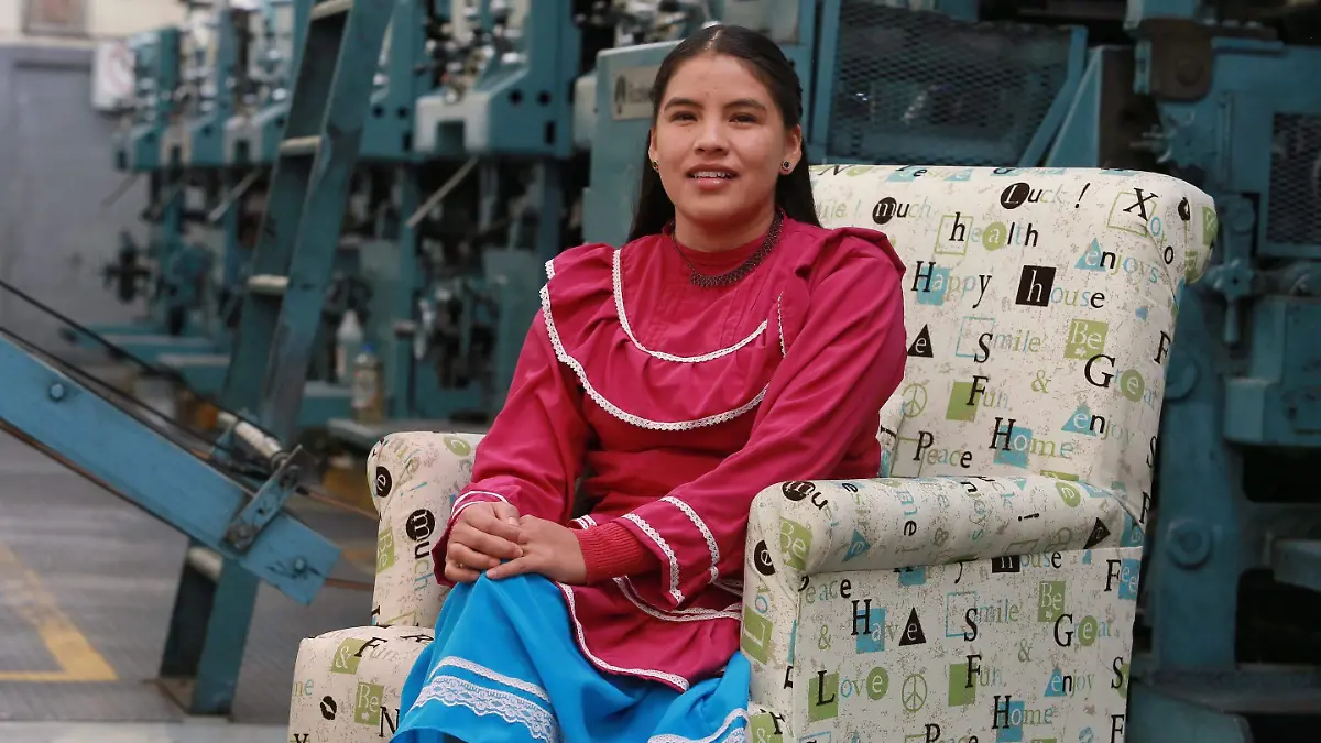Laura Ramos, intérprete indígena en el Hospital General 450 de Durango