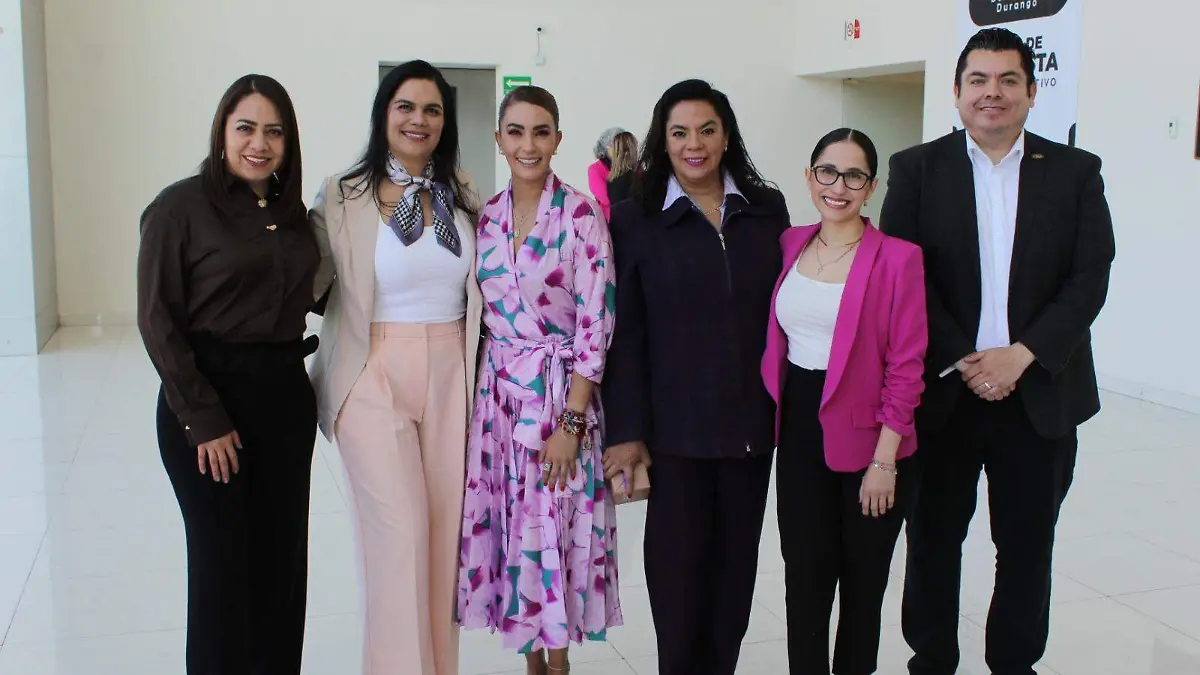 Mujeres ganan terreno en la industria de la construcción: CMIC Durango