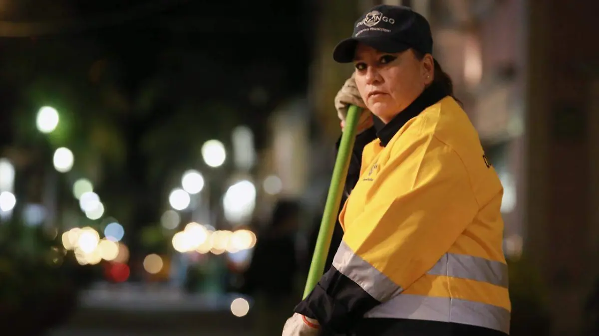 mujeres que trabajan de madrugada en el Centro