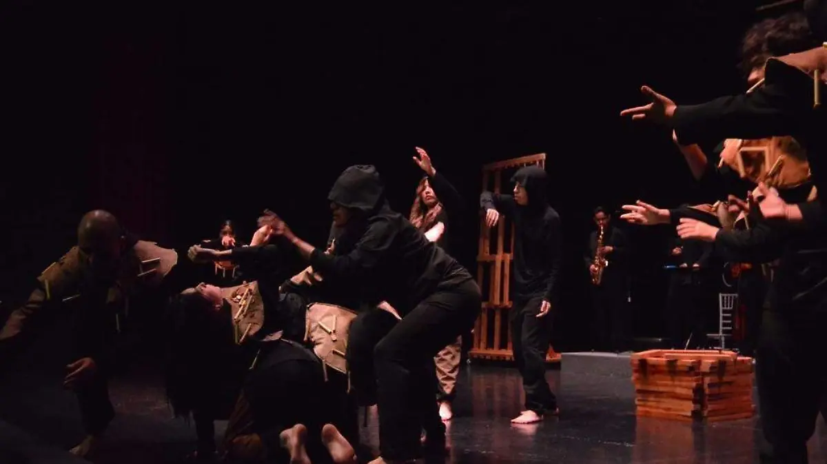 “Alma Juarista” refuerza la identidad universitaria a través del teatro en la UJED 3