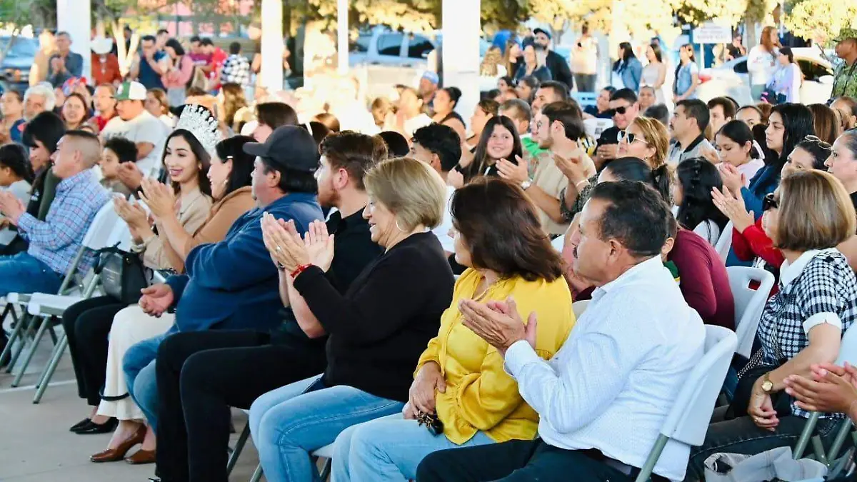 Disfrutaron la tarde autoridades en convivencia con la comunidad