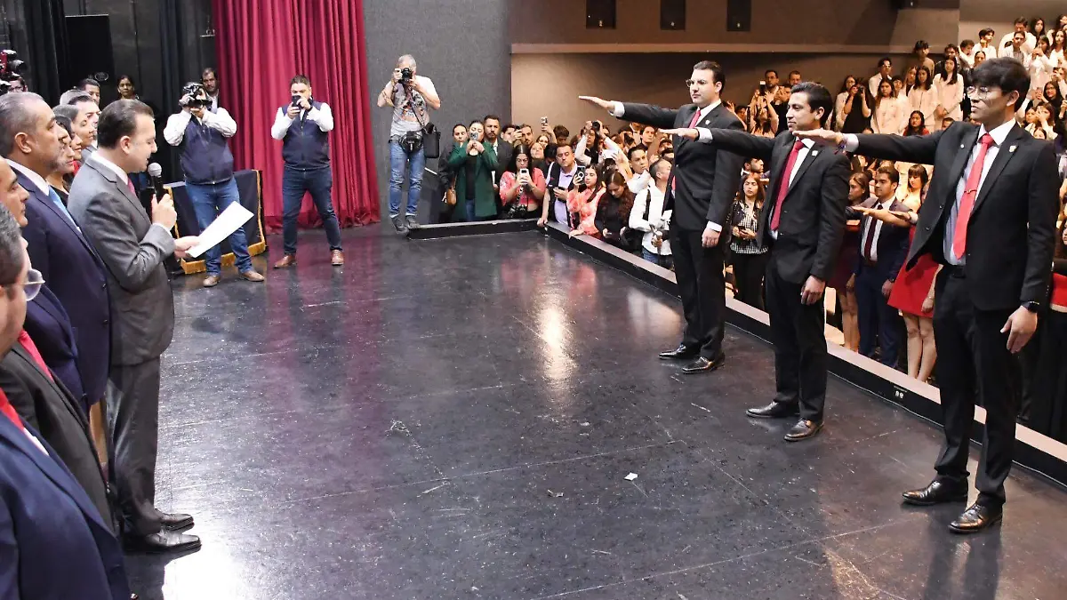 Rinden protesta nuevas dirigencias estudiantiles en la UJED_ llaman a un liderazgo responsable 2