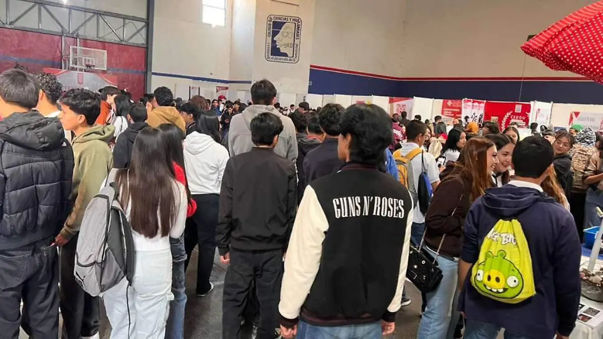 Expo orienta UJED 2026 reúne a más de