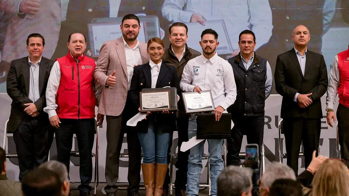 Gobierno estatal impulsa el potencial de la juventud duranguense, asegura Esteban Villegas
