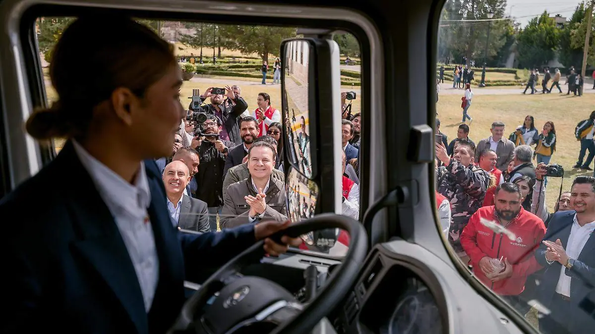 Gobierno estatal impulsa el potencial de la juventud duranguense, asegura Esteban Villegas