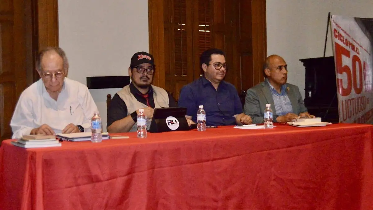 Se realiza en la UJED el conversatorio “José Revueltas, a 50 años de su escritura eterna”