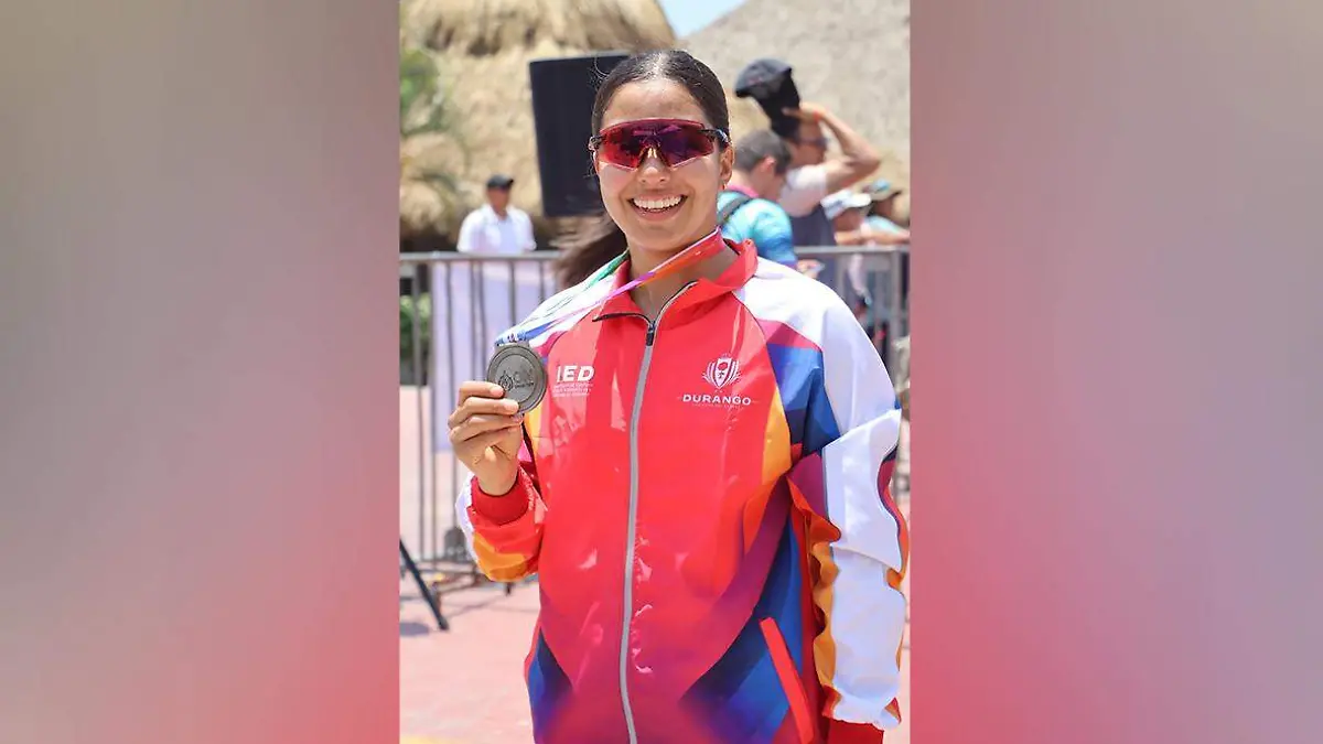 Hannia Díaz 