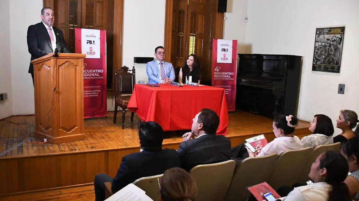 UJED reuěne a radios universitarias en encuentro sobre inteligencia artificial y periodismo 2