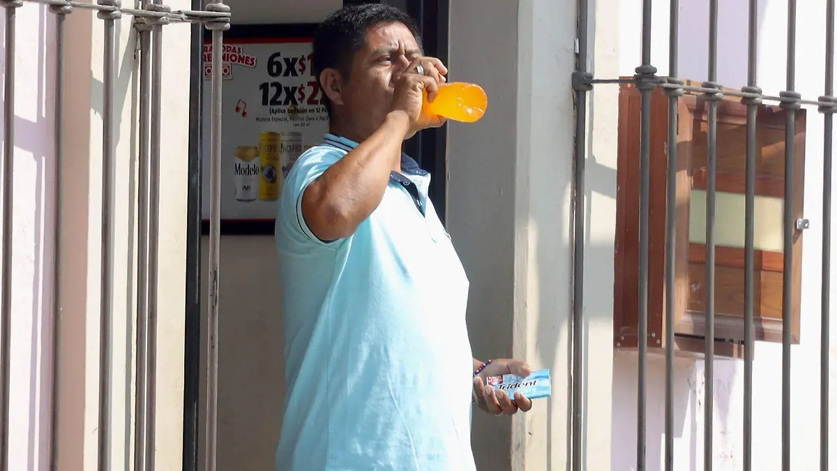 Ola de calor- bebida - hidratación 