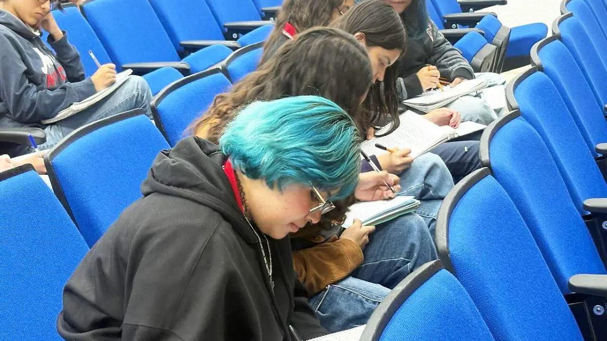 Preparatoria Nocturna de la UJED abre inscripciones para sistema semiescolarizado