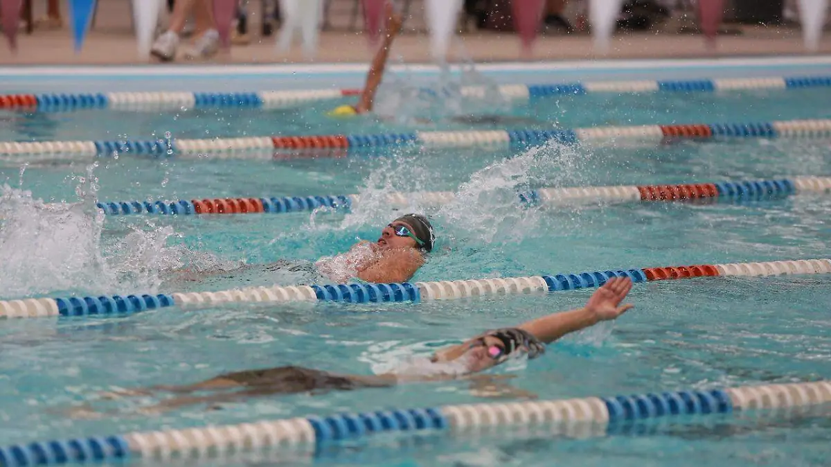 Natación