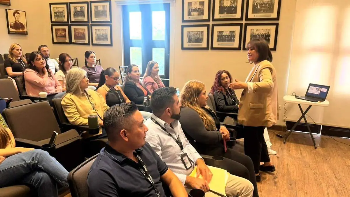 La UJED capacita a personal del Congreso del Estado en comunicación y relaciones interpersonales 3