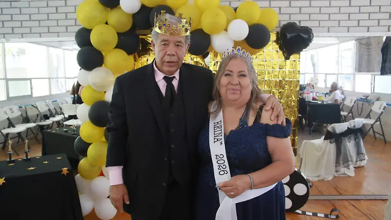 Después de ser coronados, posaron para nuestra cámara la Reina Cristina y el Rey Raúl