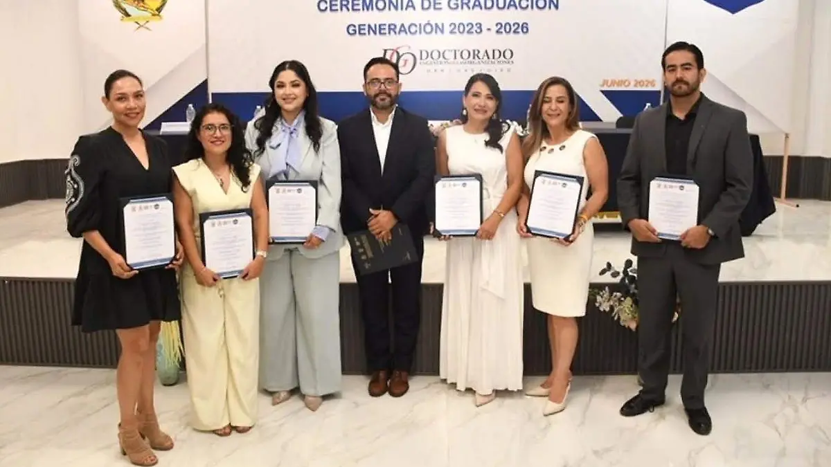 Recibe cartas de egreso la sexta generación del Doctorado en Gestión de las Organizaciones