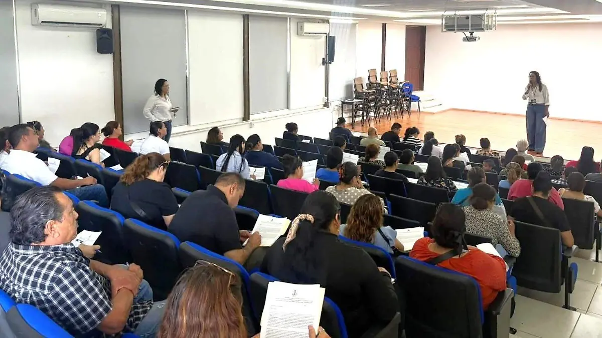 Preparatoria Nocturna de la UJED registra cerca de 200 aspirantes y fortalece su crecimiento académico (1)