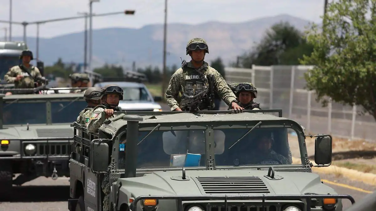 militares 