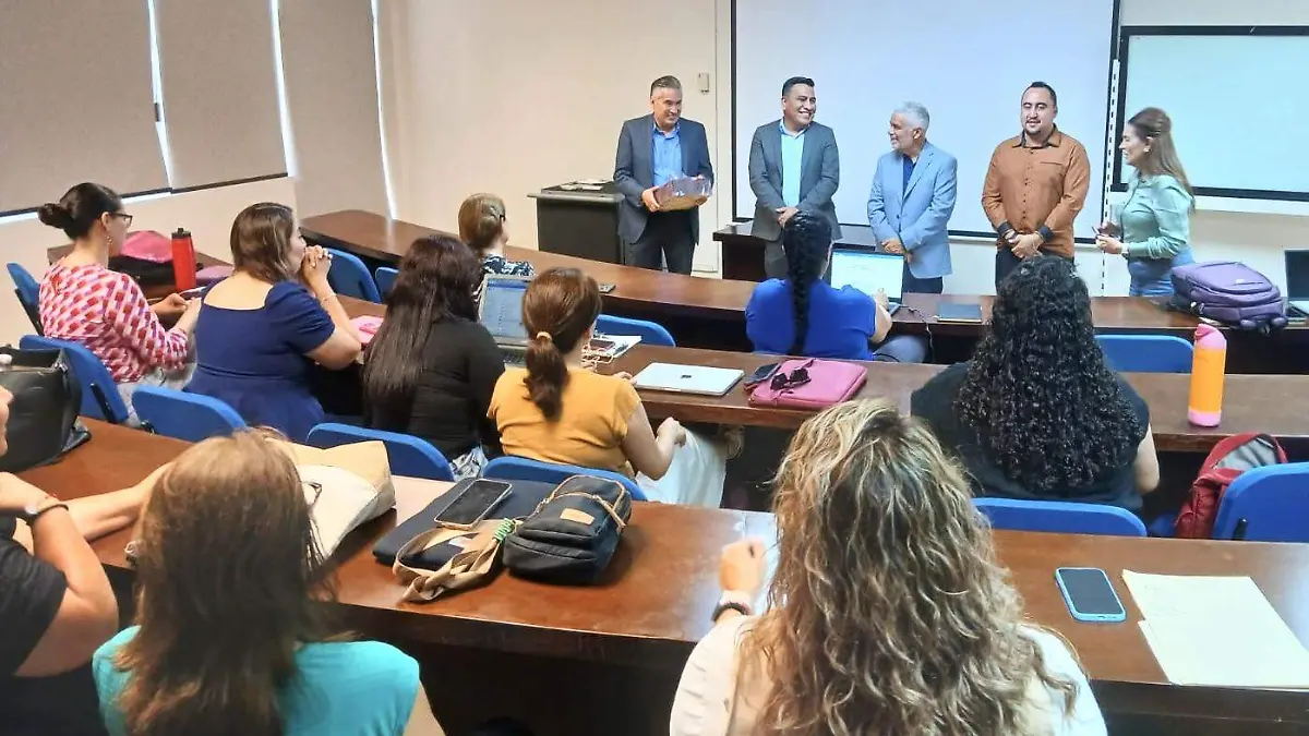 Finaliza diplomado en Inteligencia Artificial para fortalecer la praěctica docente en la UJED 3