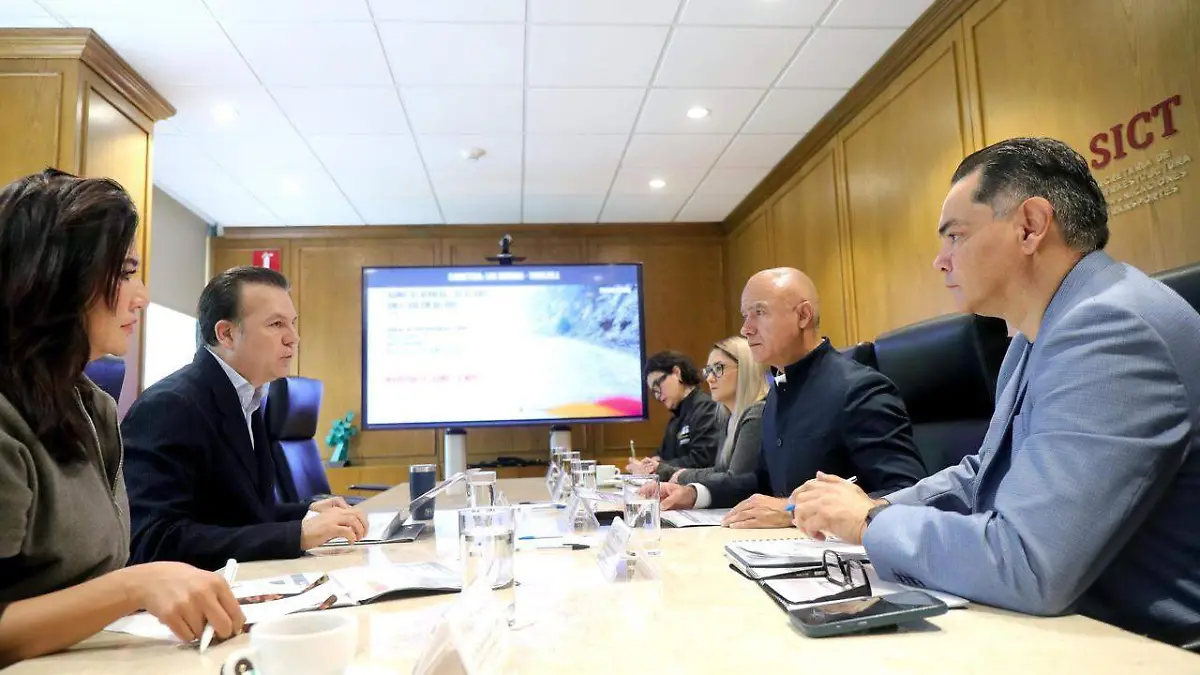 Tras los acuerdos con la Presidenta Claudia Sheinbaum, gobernador Esteban gestiona avances para la carretera Canatlán-Nuevo Ideal ante el Gobierno Federal