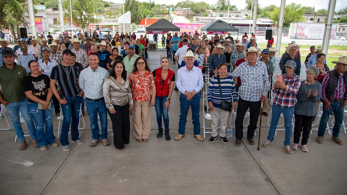 Las familias de San Bernardo tienen asegurados alimentos para sus hogares (3)
