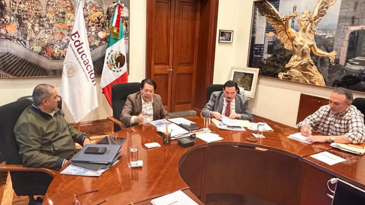 UJED fortalece vínculos con la SEP e INIFED para impulsar proyectos en beneficio de la comunidad universitaria 2