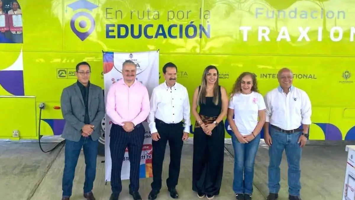 Facultad de Derecho participa en jornada de orientación jurídica en Guadalupe Victoria