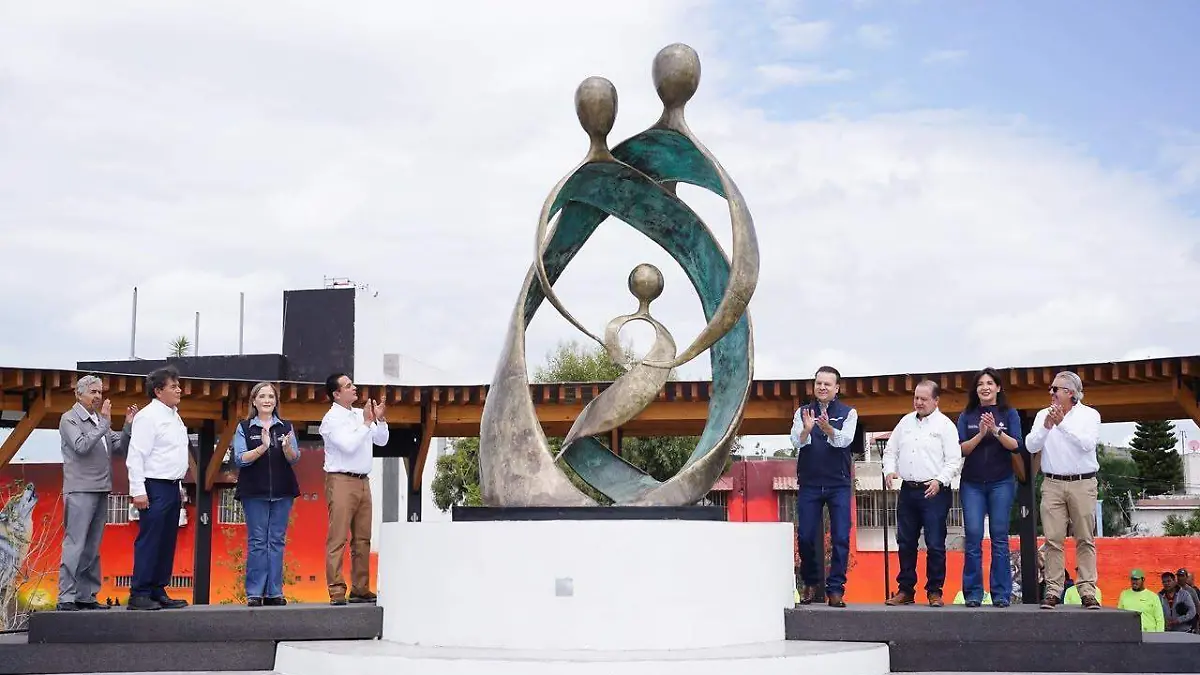01 Comunicado Plaza de la Familia 01