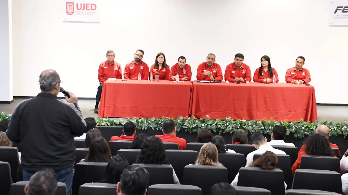 Rector de la UJED dialoga con docentes de la FECA y los convoca a participar en el nuevo modelo educativo 2