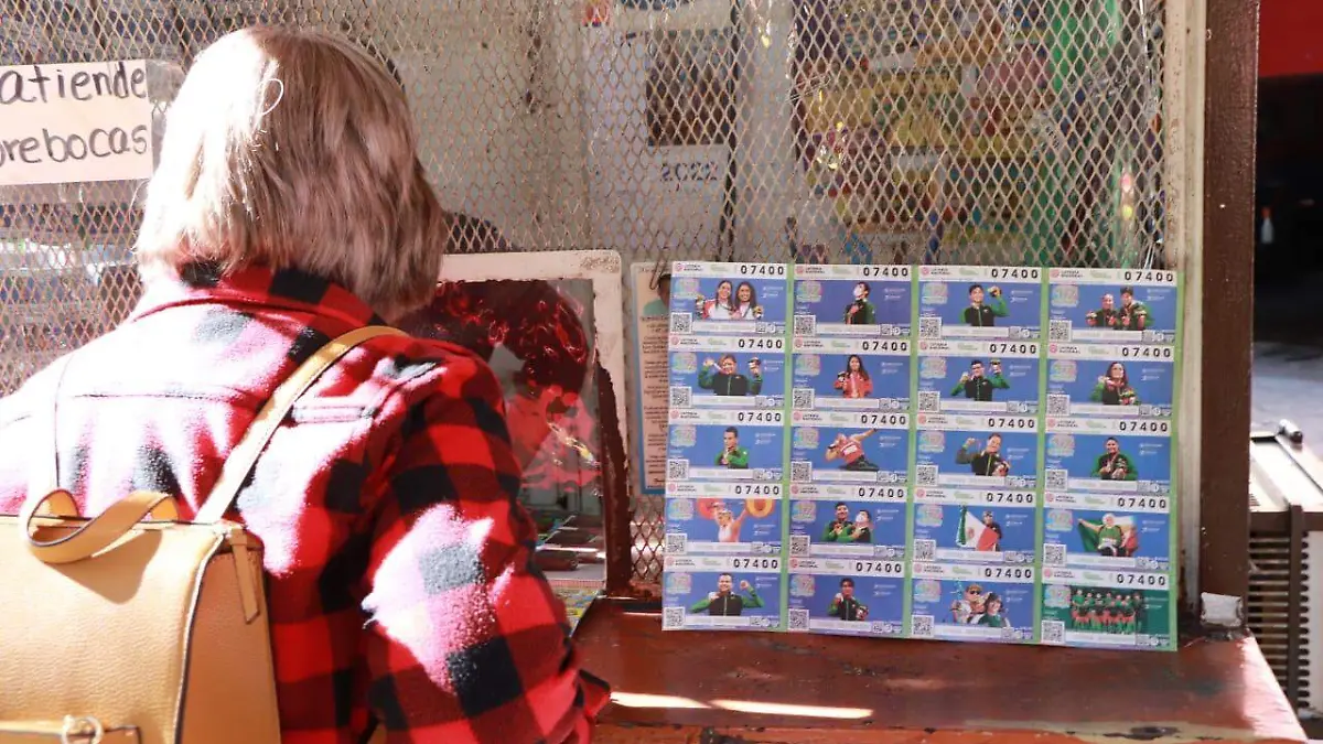 Lotería Nacional                   (Cecilia Saijas)