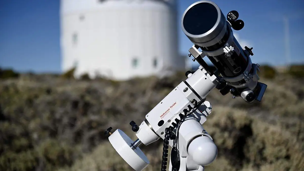telescope-4806386_1280