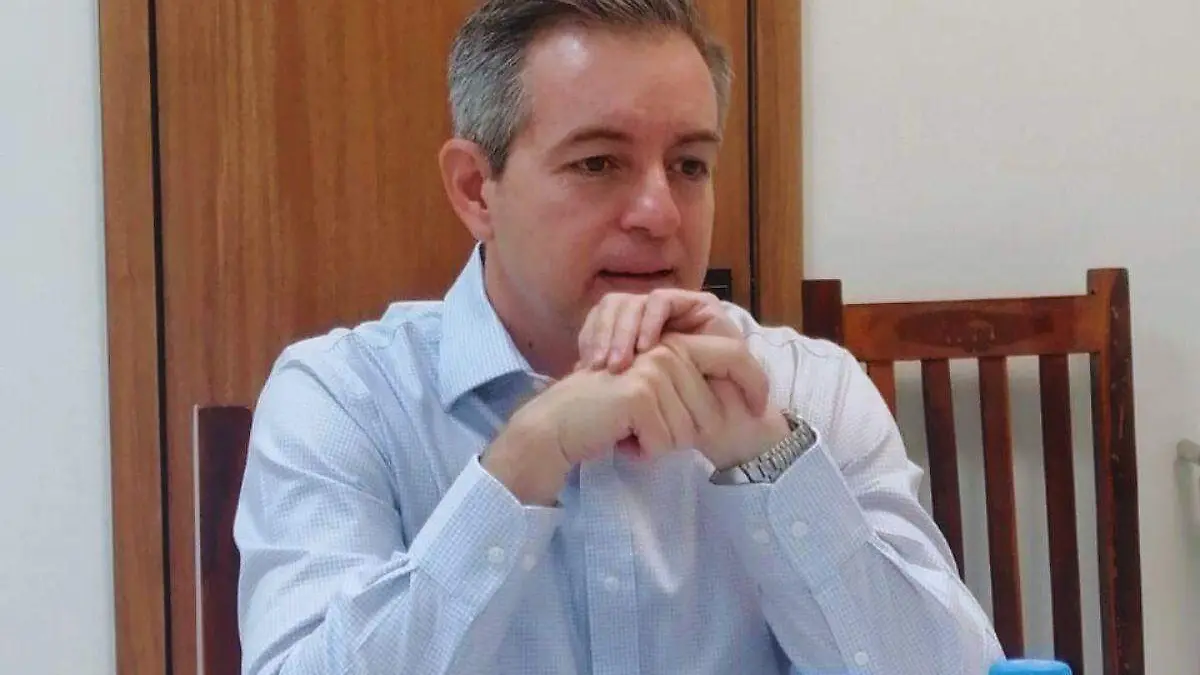 OMAR DEL CALLE COLOSIO DIPUTADO 