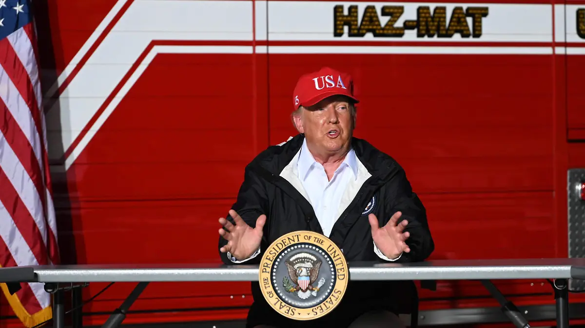 trump huracan laura
