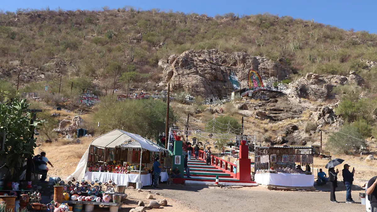 Peregrinacion cerro de la virgen - Mike Acosta (2)